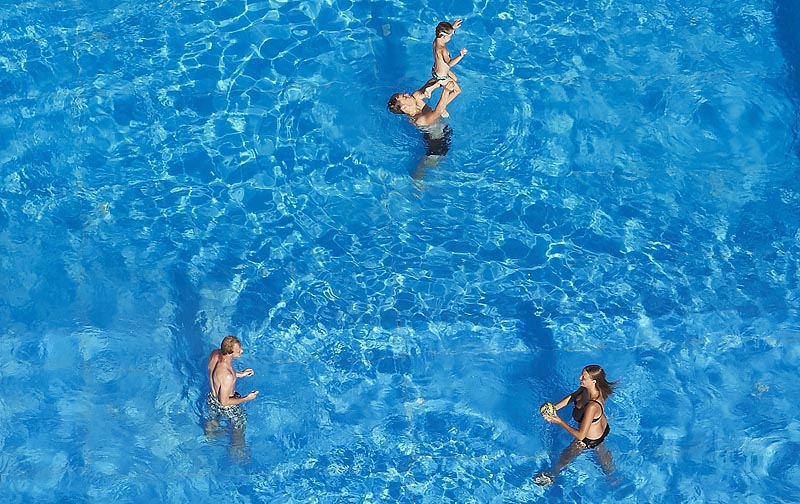 Swimming pool  9x15 m